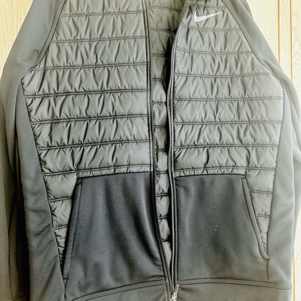 Nike Men's Charcoal and Black Puffer Jacket